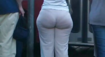 ph sex Khuôn mặt của Tripp viso mms chuyển sang màu đỏ từ vòi nước sex tây trong miệng.